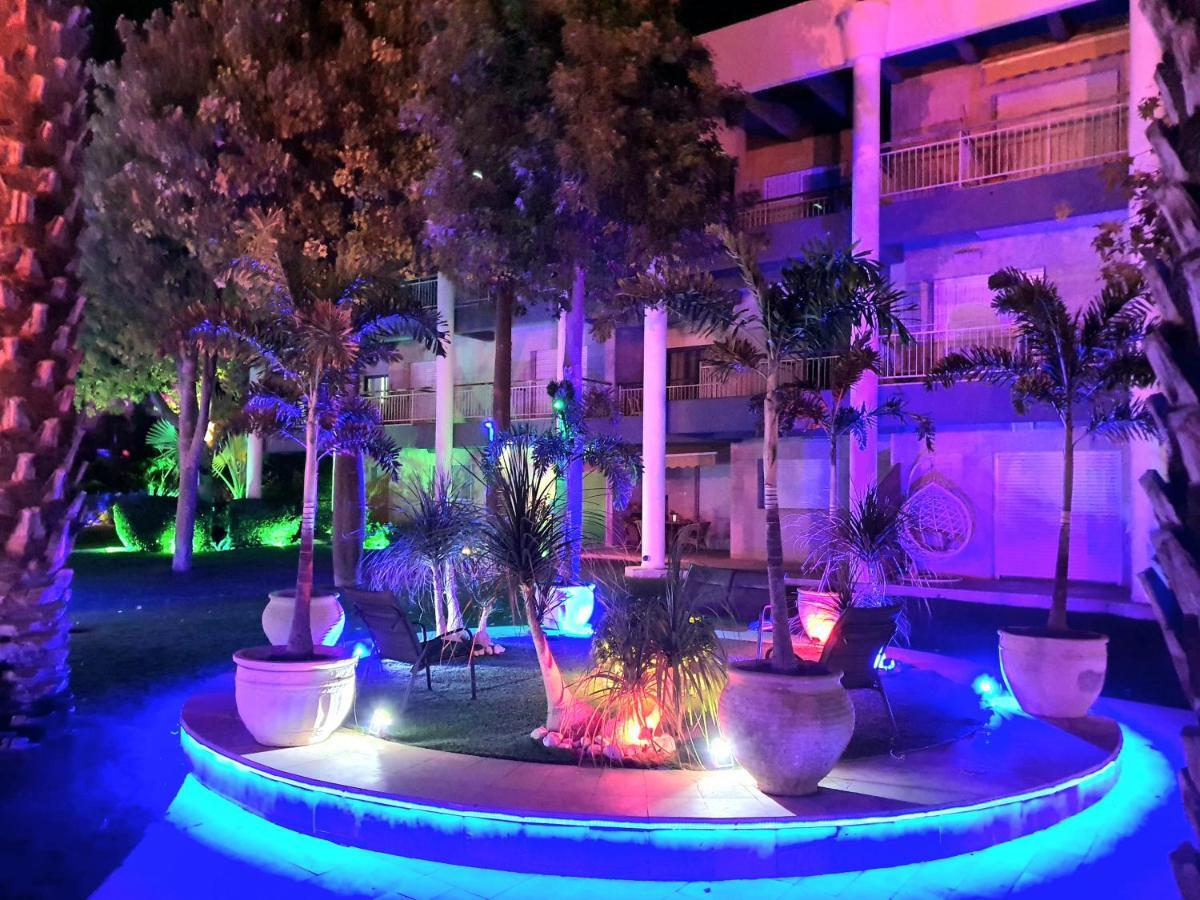 Barak Royal Suites 52 Garden - חמש דקות מהים ומהטיילת Eilat Exterior photo