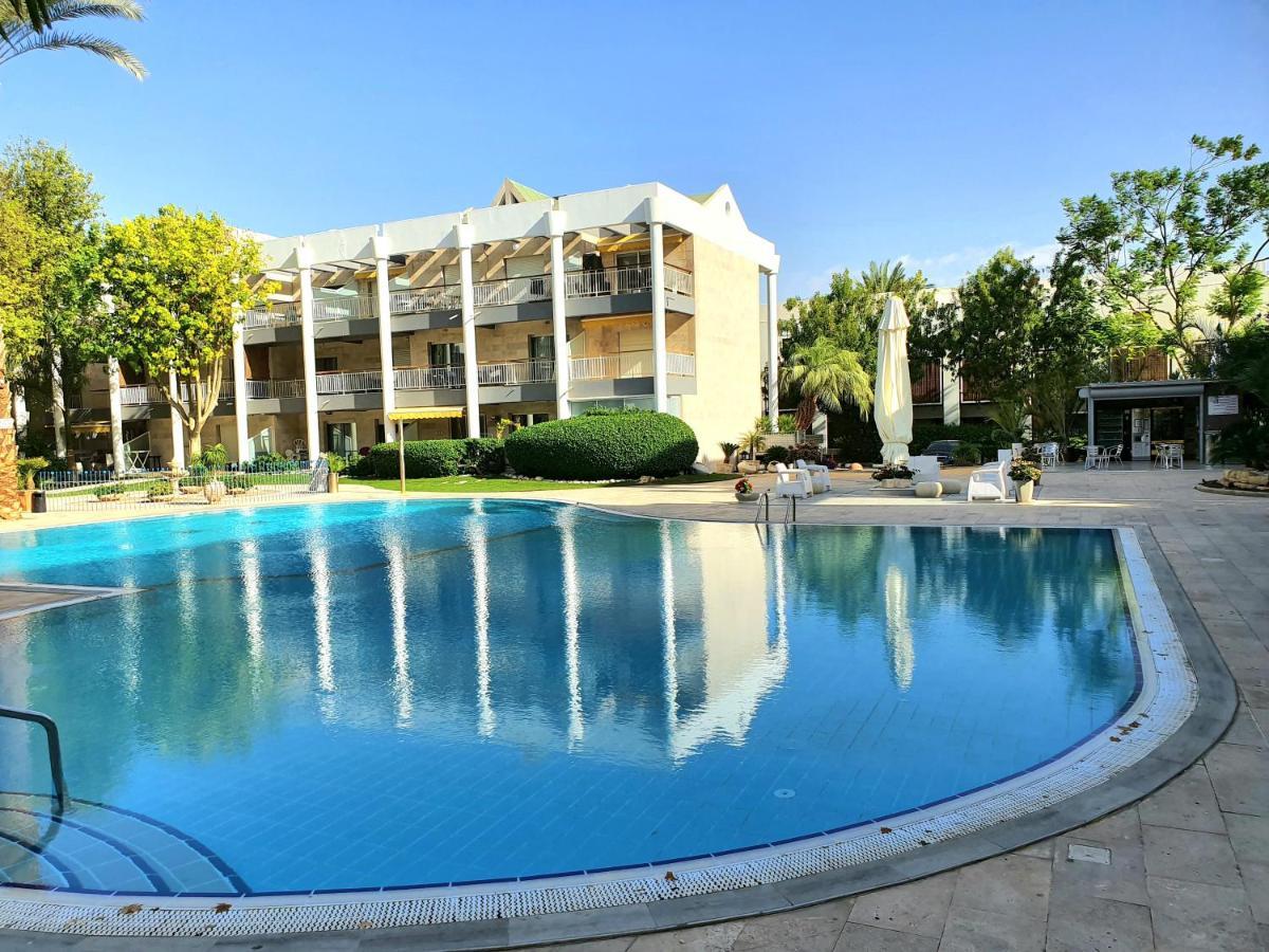 Barak Royal Suites 52 Garden - חמש דקות מהים ומהטיילת Eilat Exterior photo